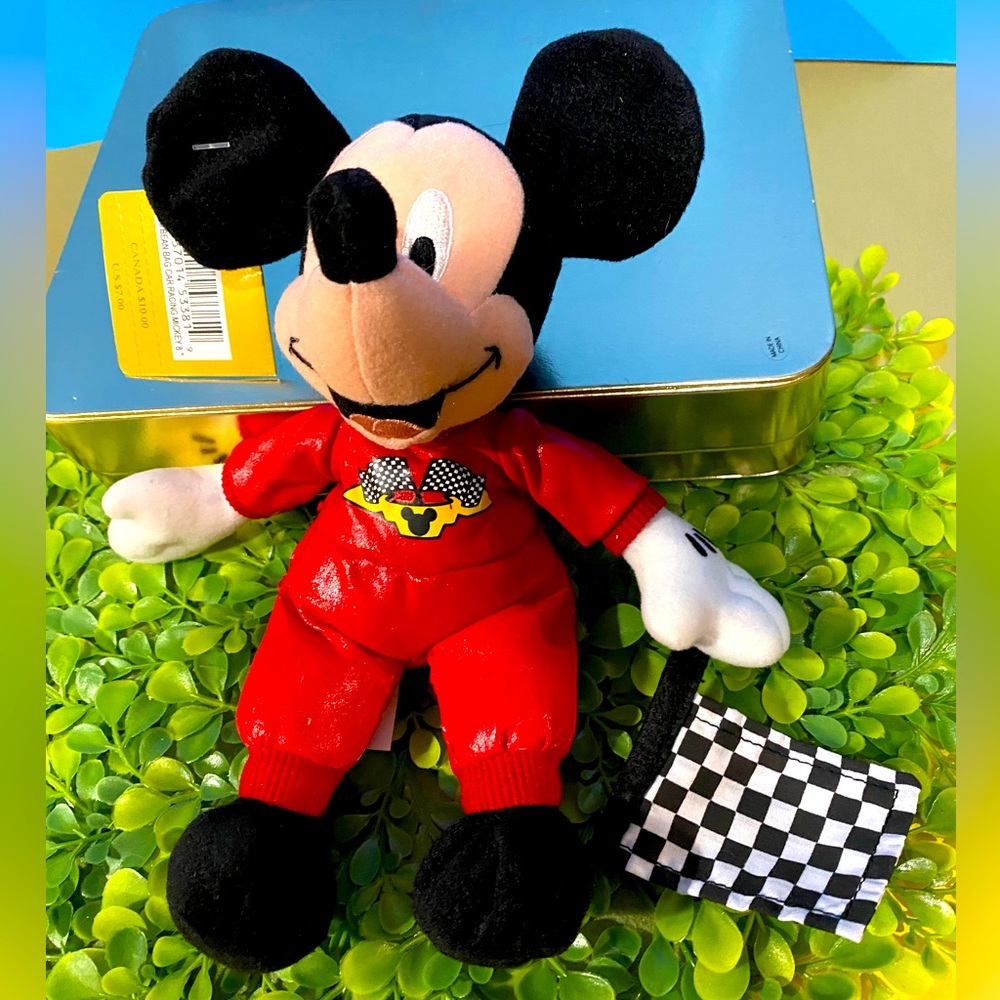 DISNEY EXCLUSIVE NWT VTG 1990s CAR RACING MICKEY RETIRED ORIGINAL BEAN BAG PLUSH